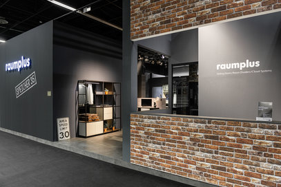 EINEN INNENARCHITEKTEN / RAUMGESTALTER (M/W/D) FÜR DEN BEREICH SHOWROOM- UND MESSEPLANUNG