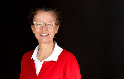 Dr. Felicia Riess